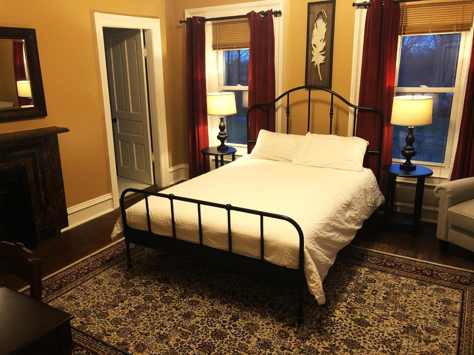 The Vine Bed & Breakfast, Llc Dundee Exterior photo